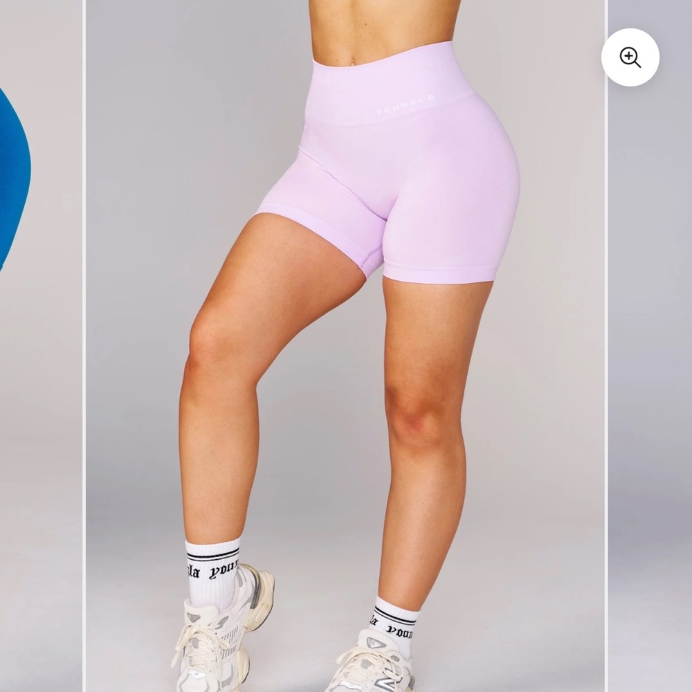 W120 - SEAMLESS CORE SHORTS SPRING 24'